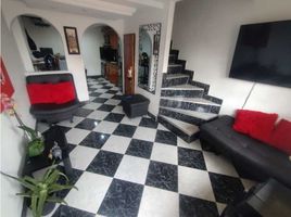 4 Bedroom House for sale in Bare Foot Park (Parque de los Pies Descalzos), Medellin, Medellin