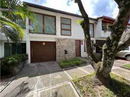 4 Bedroom Villa for sale in Antioquia Museum, Medellin, Medellin