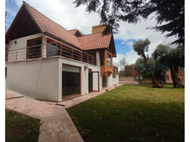 4 Bedroom Villa for sale in Bogota, Cundinamarca, Bogota