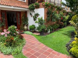 5 Bedroom Villa for sale in Bogota, Cundinamarca, Bogota