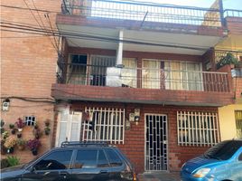 11 Bedroom House for sale in Itagui, Antioquia, Itagui