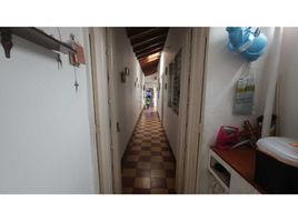 4 Bedroom House for sale in Bare Foot Park (Parque de los Pies Descalzos), Medellin, Medellin