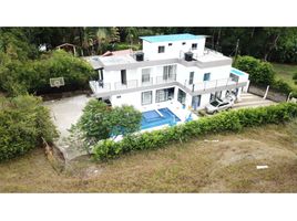 7 Bedroom Villa for sale in Tolima, Carmen De Apicala, Tolima