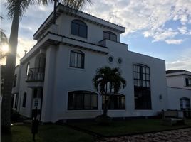 4 Bedroom House for sale in Risaralda, Dosquebradas, Risaralda