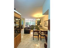 5 Bedroom Villa for sale in Bare Foot Park (Parque de los Pies Descalzos), Medellin, Medellin