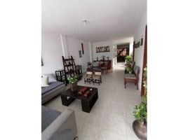 10 Bedroom House for sale in Palmetto Plaza Shopping Mall, Cali, Cali