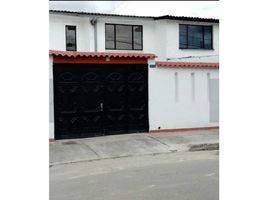 4 Bedroom House for sale in Bogota, Cundinamarca, Bogota