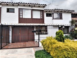 Estudio Casa en venta en Bogotá, Cundinamarca, Bogotá