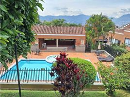 4 Habitación Villa en venta en Parque de los Pies Descalzos, Medellín, Medellín