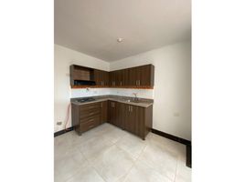 2 Habitación Casa en venta en Colombia, La Ceja, Antioquia, Colombia