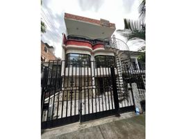 9 Bedroom Villa for sale in Palmetto Plaza Shopping Mall, Cali, Cali