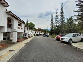 3 Bedroom Villa for sale in Bare Foot Park (Parque de los Pies Descalzos), Medellin, Medellin