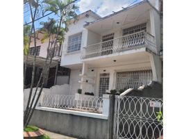 6 Bedroom House for sale in Cali, Valle Del Cauca, Cali