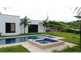 3 Bedroom Villa for sale in Bare Foot Park (Parque de los Pies Descalzos), Medellin, Medellin