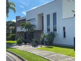 5 Habitación Villa en venta en Pereira, Risaralda, Pereira