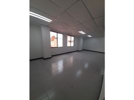 60 m² Office for rent in Parque de los Pies Descalzos, Medellín, Medellín