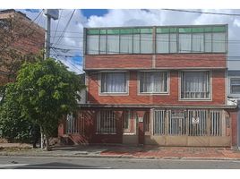 Estudio Casa en venta en Bogotá, Cundinamarca, Bogotá