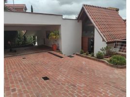 4 Bedroom Villa for sale in Santafé Mall (Centro Comercial Santafé Bogotá), Bogota, La Calera