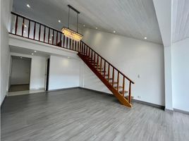 5 Habitación Casa en venta en Centro Comercial La Querencia, Bogotá, Bogotá