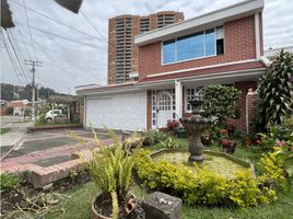 6 Bedroom House for sale in Templo Bogotá Colombia, Bogota, Bogota