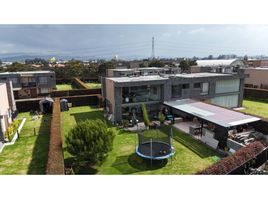 3 Bedroom House for sale in Bogota, Cundinamarca, Bogota