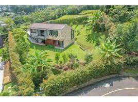 3 Bedroom Villa for sale in Bare Foot Park (Parque de los Pies Descalzos), Medellin, Medellin