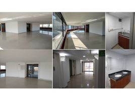 404 SqM Office for rent in Bogota, Cundinamarca, Bogota