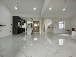 3 Habitación Casa en venta en Envigado, Antioquia, Envigado