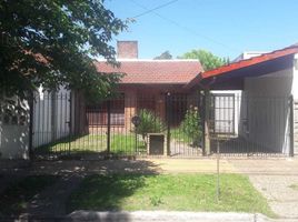 2 Bedroom House for sale in General Sarmiento, Buenos Aires, General Sarmiento