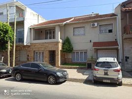 4 Bedroom Villa for sale in Moron, Buenos Aires, Moron