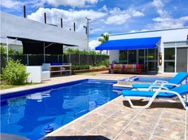 3 Bedroom House for sale in Ricaurte, Cundinamarca, Ricaurte