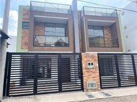 3 Habitación Villa en venta en Bogotá, Cundinamarca, Bogotá