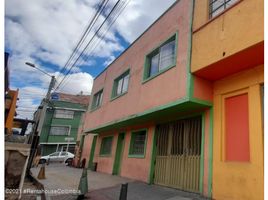 6 Bedroom House for sale in Bogota, Cundinamarca, Bogota