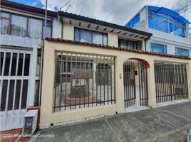 4 Bedroom House for sale in Bogota, Cundinamarca, Bogota