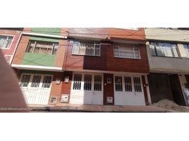 4 Bedroom House for sale in Bogota, Cundinamarca, Bogota