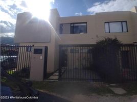 3 Bedroom House for sale in Bogota, Cundinamarca, Bogota