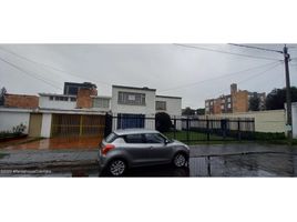 4 Bedroom House for sale in Bogota, Cundinamarca, Bogota