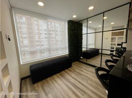 1 Habitación Apartamento en venta en Centro Comercial La Querencia, Bogotá, Bogotá