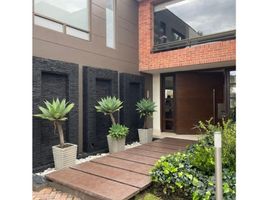 5 Bedroom House for sale in Bogota, Cundinamarca, Bogota