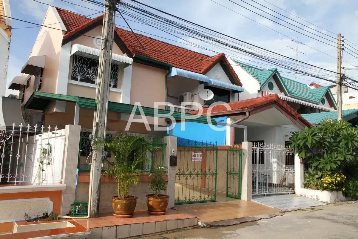 2 Bedroom Townhouse For Rent In Nong Prue, Chon Buri