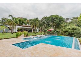 6 Bedroom House for sale in Antioquia, San Jeronimo, Antioquia