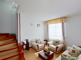 3 Bedroom House for sale in Bogota, Cundinamarca, Bogota