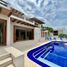5 Bedroom House for sale in Ricaurte Cundinamarca, Ricaurte
