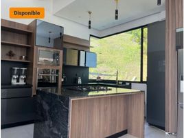 3 Habitación Villa en venta en Centro Comercial Unicentro Medellin, Medellín, Medellín