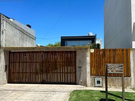 3 Bedroom House for sale in General Pueyrredon, Buenos Aires, General Pueyrredon