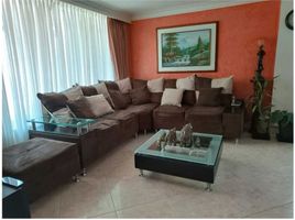 5 Habitación Villa en venta en Parque de los Pies Descalzos, Medellín, Medellín