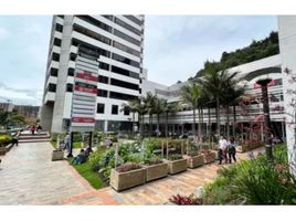 900 SqM Office for sale in Santafé Mall (Centro Comercial Santafé Bogotá), Bogota, La Calera