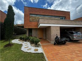 3 Bedroom House for sale in Bare Foot Park (Parque de los Pies Descalzos), Medellin, Medellin