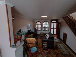 3 Bedroom Villa for sale in Templo Bogotá Colombia, Bogota, Bogota