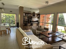 4 Bedroom House for sale in General Sarmiento, Buenos Aires, General Sarmiento